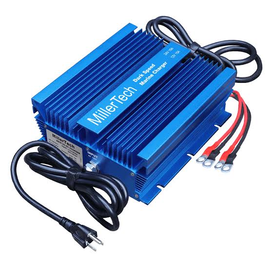 12V-36V Dark Speed On The Run Dual Marine Charger